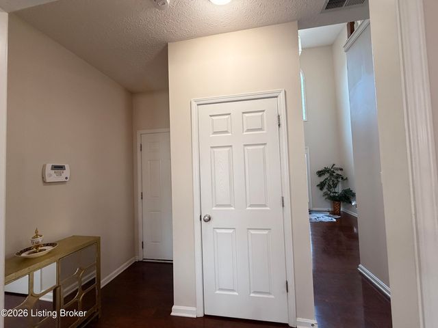 11609 Top Walnut Loop, Louisville, KY 40229