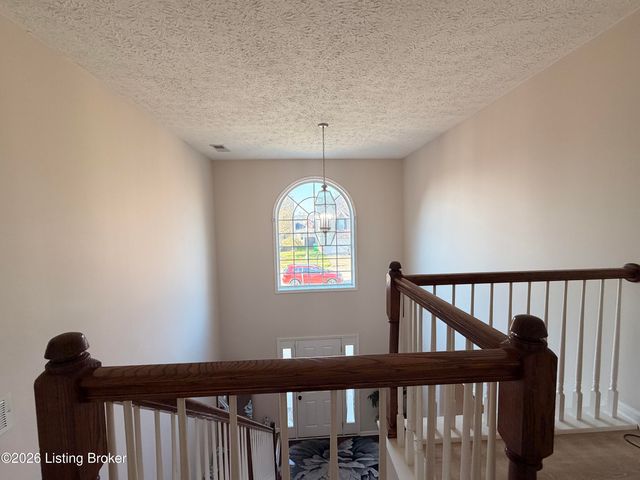 11609 Top Walnut Loop, Louisville, KY 40229