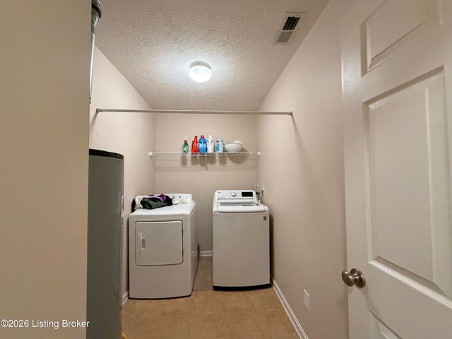 11609 Top Walnut Loop, Louisville, KY 40229