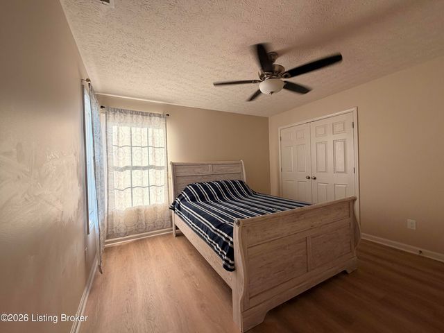 11609 Top Walnut Loop, Louisville, KY 40229