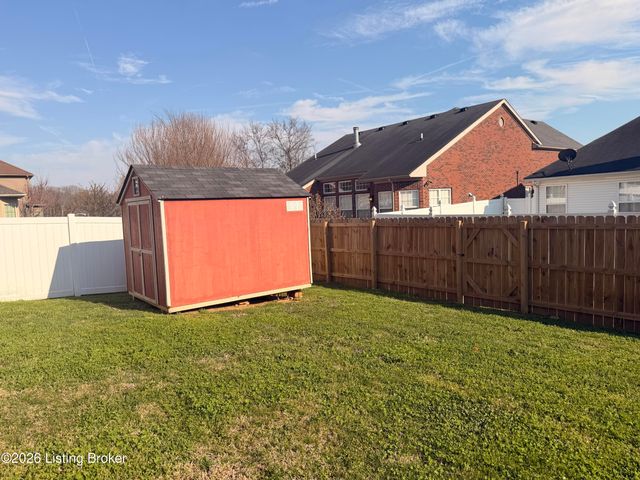 11609 Top Walnut Loop, Louisville, KY 40229