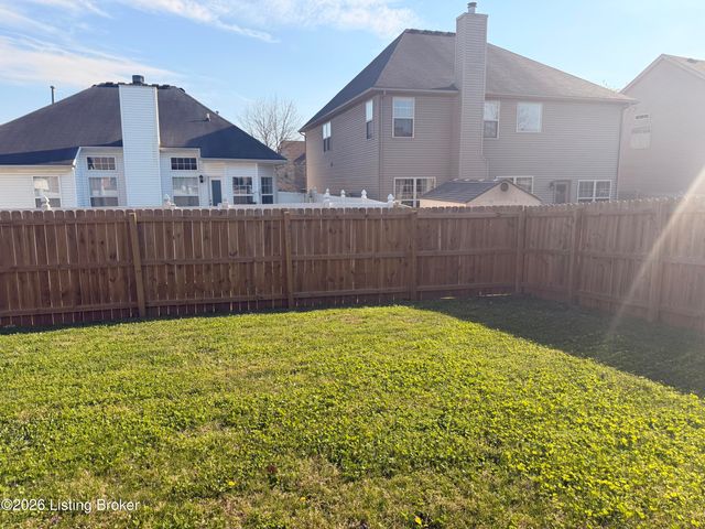 11609 Top Walnut Loop, Louisville, KY 40229