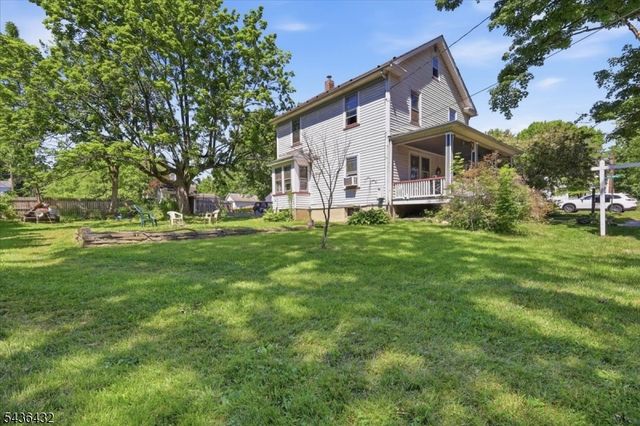 205 5Th St, Belvidere Twp., NJ 07823