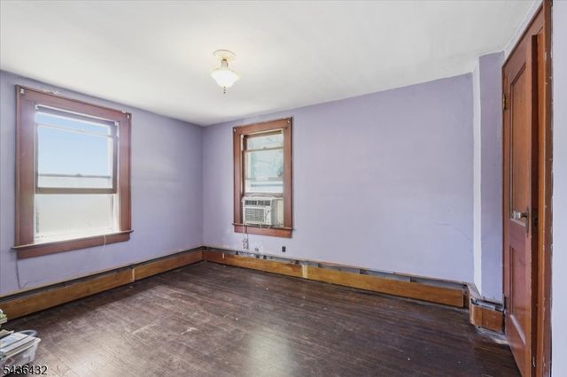 205 5Th St, Belvidere Twp., NJ 07823