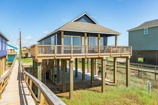4835 Bluewater Drive, Surfside Beach, TX 77541