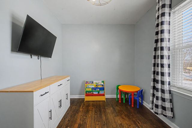 112 Valleywood Ct, Dickson, TN 37055