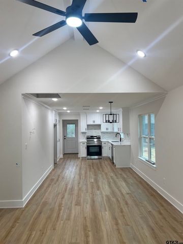 979 Brazos, Bullard, TX 75757