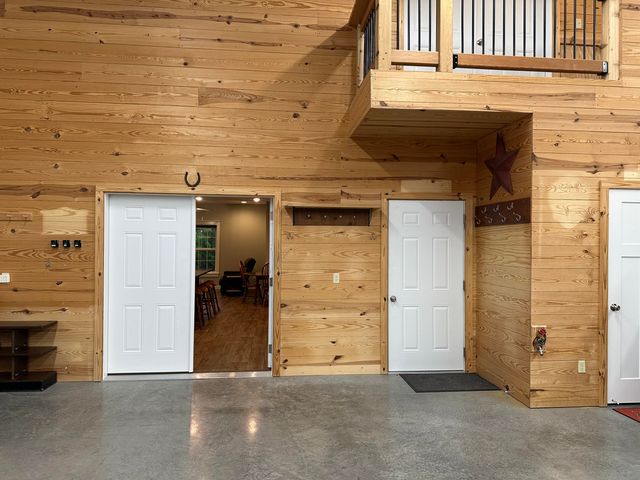 3235 S Farm Road 227, Rogersville, MO 65742
