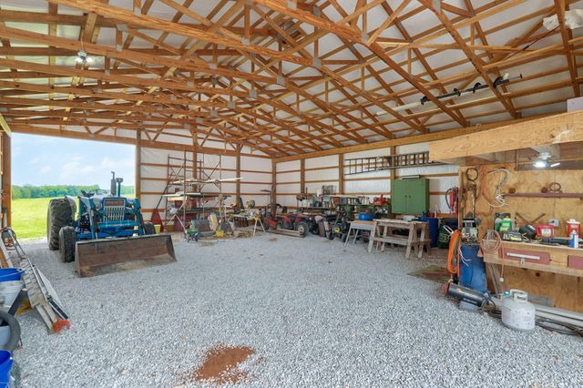 3235 S Farm Road 227, Rogersville, MO 65742