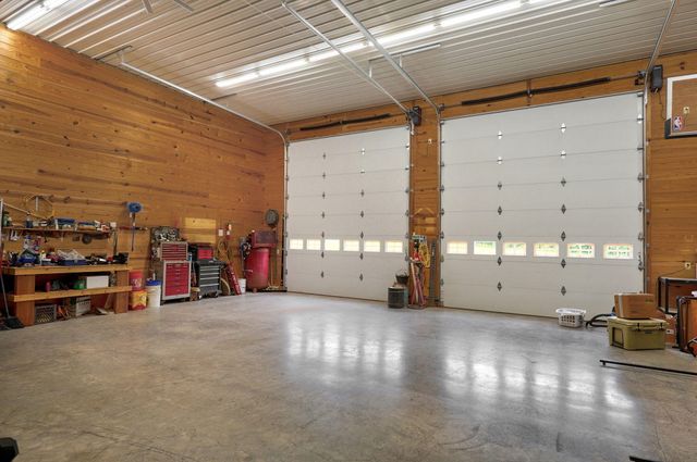 3235 S Farm Road 227, Rogersville, MO 65742