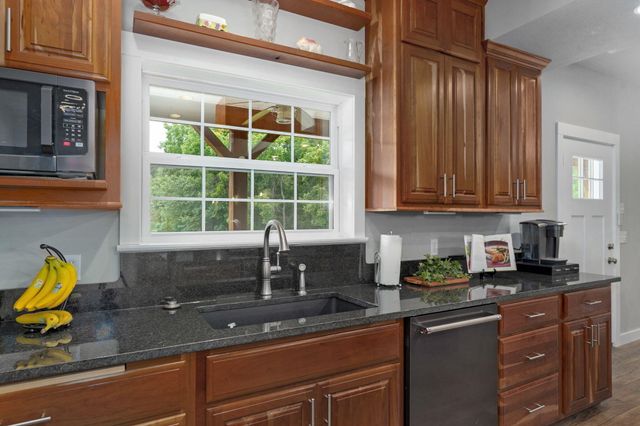 3235 S Farm Road 227, Rogersville, MO 65742
