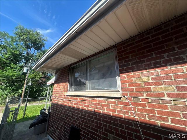 5740 Greer Avenue, St Louis, MO 63120