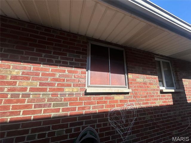 5740 Greer Avenue, St Louis, MO 63120