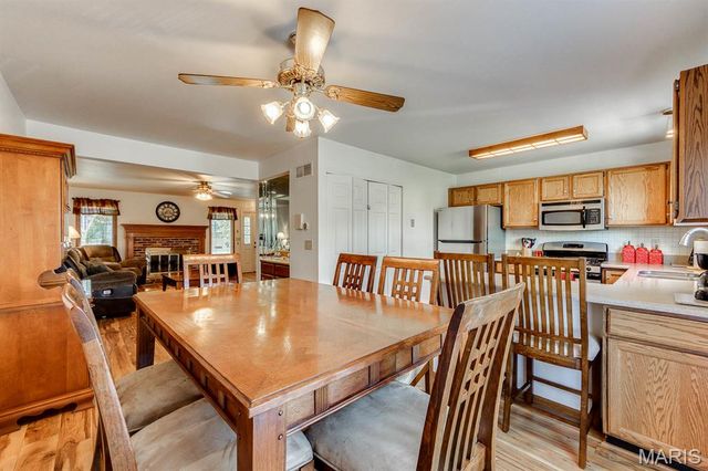 3307 Sherman Park Drive 3C, St Charles, MO 63303