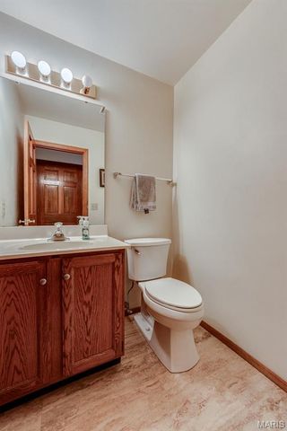 3307 Sherman Park Drive 3C, St Charles, MO 63303
