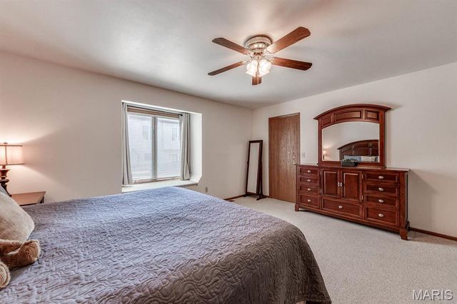 3307 Sherman Park Drive 3C, St Charles, MO 63303