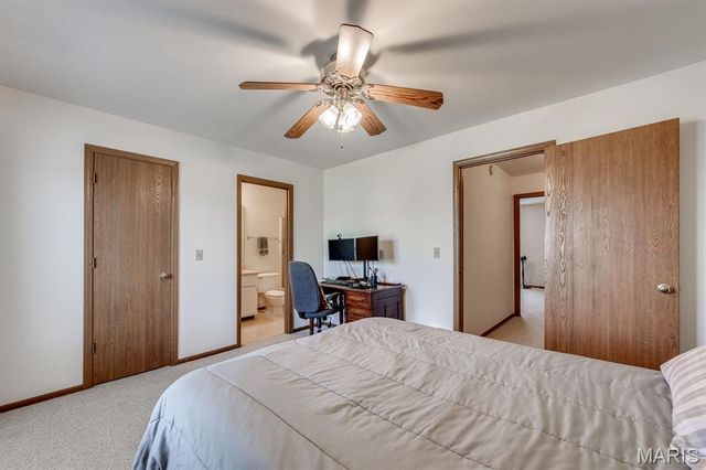 3307 Sherman Park Drive 3C, St Charles, MO 63303