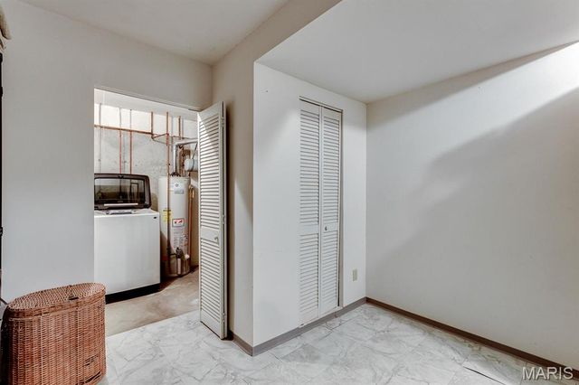 3307 Sherman Park Drive 3C, St Charles, MO 63303