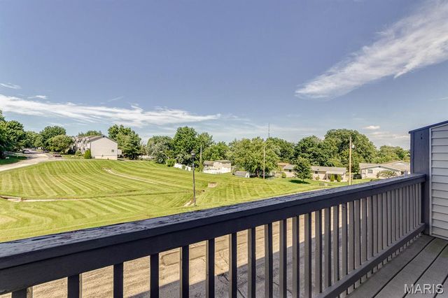 3307 Sherman Park Drive 3C, St Charles, MO 63303