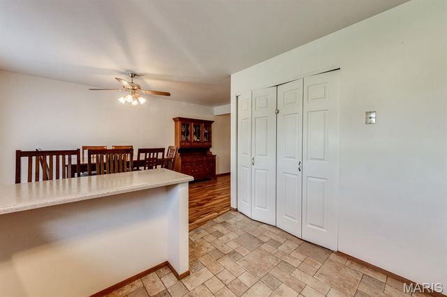 3307 Sherman Park Drive 3C, St Charles, MO 63303