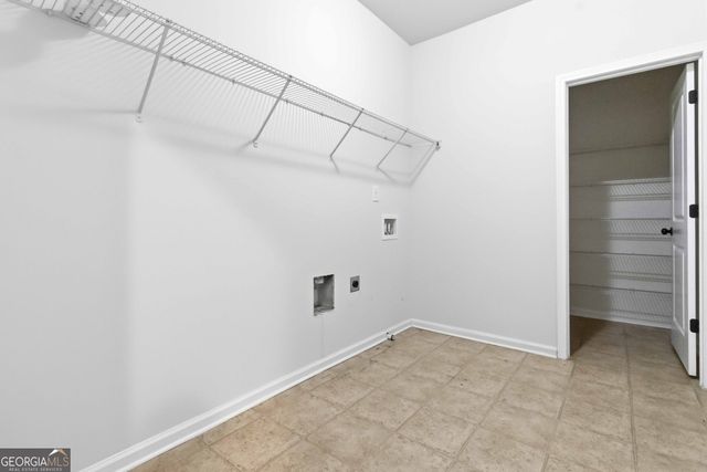 2138 Dodson Woods Drive, Fairburn, GA 30213