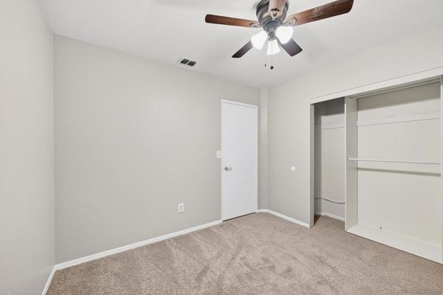 8529 Snow White Dr, El Cajon, CA 92021