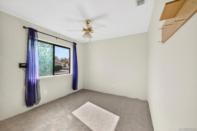 8529 Snow White Dr, El Cajon, CA 92021