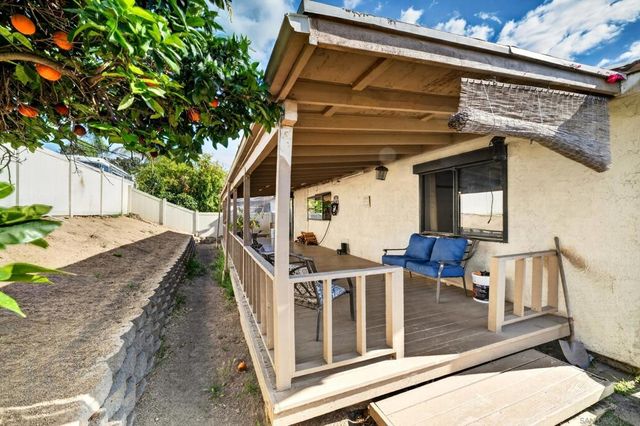 8529 Snow White Dr, El Cajon, CA 92021