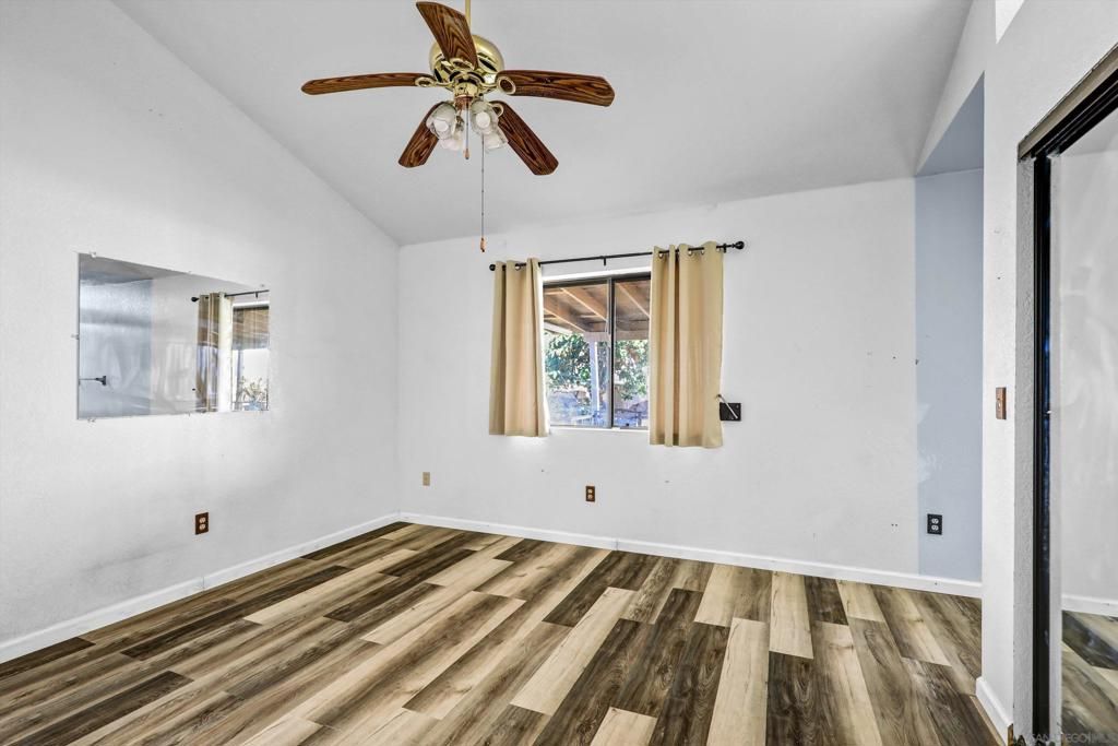 Image 12 of property listing at 8529 Snow White Dr, El Cajon, CA 92021