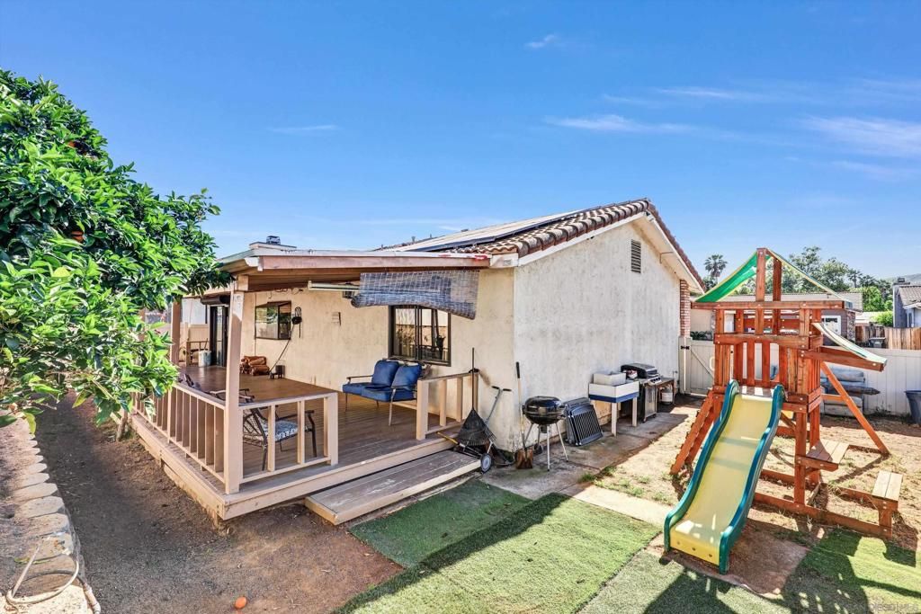 Image 18 of property listing at 8529 Snow White Dr, El Cajon, CA 92021