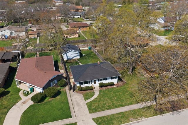 2204 Joanna Avenue, Zion, IL 60099