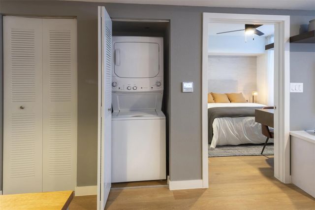 18036 Park Row 2405, Houston, TX 77084