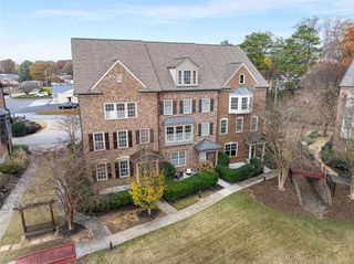 552 Micayne SE Circle, Smyrna, GA 30082