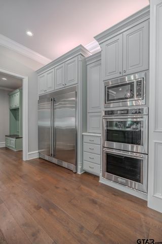 11056 Hidden Hollow Ln, Tyler, TX 75703