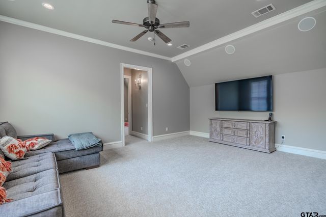 11056 Hidden Hollow Ln, Tyler, TX 75703