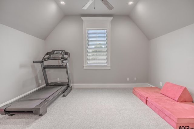 11056 Hidden Hollow Ln, Tyler, TX 75703