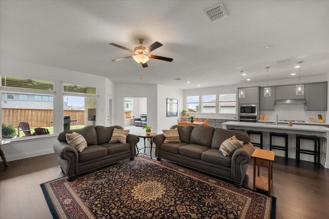 1624 Thunderbird Drive, Fort Worth, TX 76052