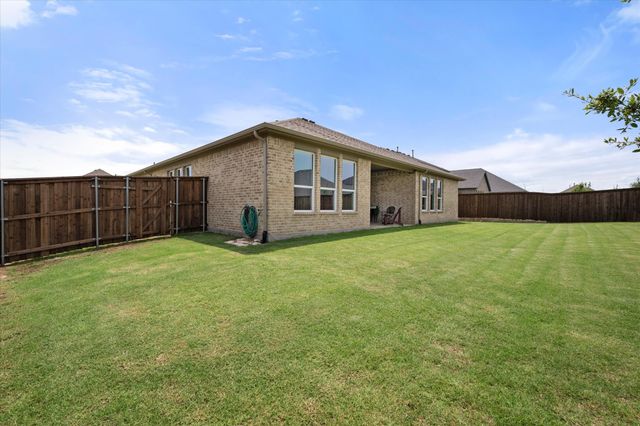 1624 Thunderbird Drive, Fort Worth, TX 76052