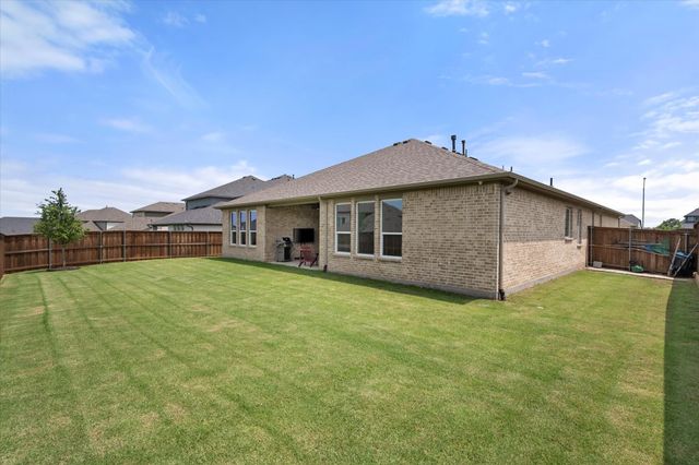 1624 Thunderbird Drive, Fort Worth, TX 76052