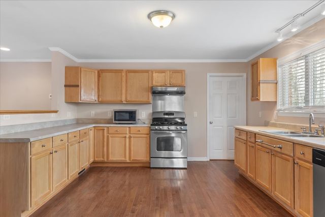 732 Tiger Bennett Rd, Hampshire, TN 38461