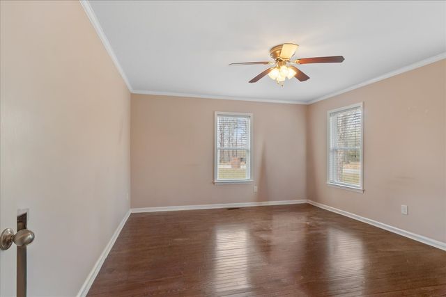 732 Tiger Bennett Rd, Hampshire, TN 38461