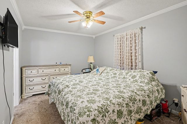 4918 Woodrow Rd, Woodlawn, TN 37191