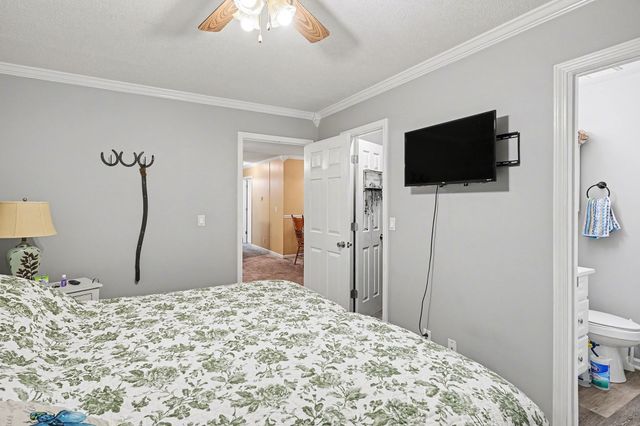 4918 Woodrow Rd, Woodlawn, TN 37191