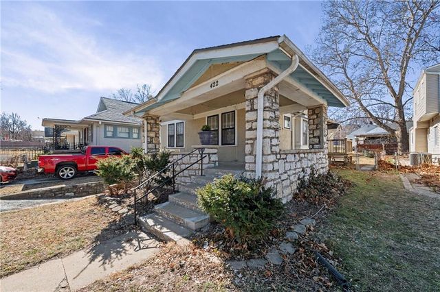 422 N KENSINGTON Avenue, Kansas City, MO 64123
