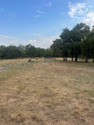 362 County Road 1270, Alvord, TX 76225
