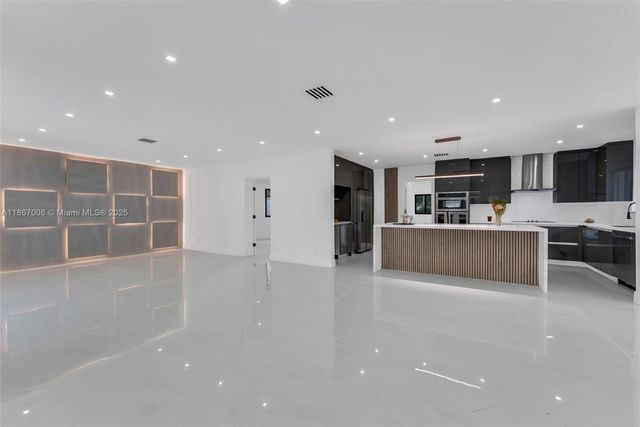 3444 Buchanan St, Hollywood, FL 33021