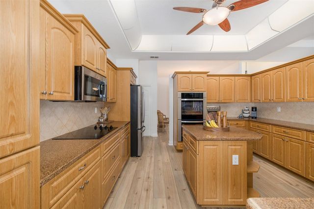 11382 DOXSEY HILL CIRCLE, Spring Hill, FL 34609
