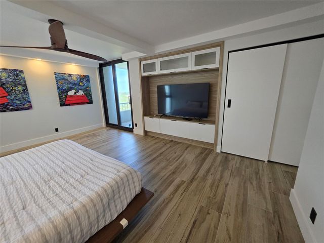 5550 N Ocean Drive, Riviera Beach, FL 33404