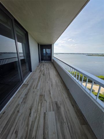 5550 N Ocean Drive, Riviera Beach, FL 33404