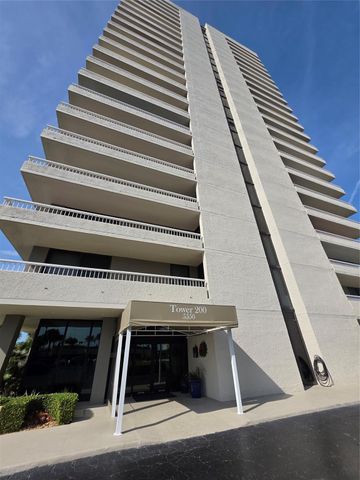 5550 N Ocean Drive, Riviera Beach, FL 33404